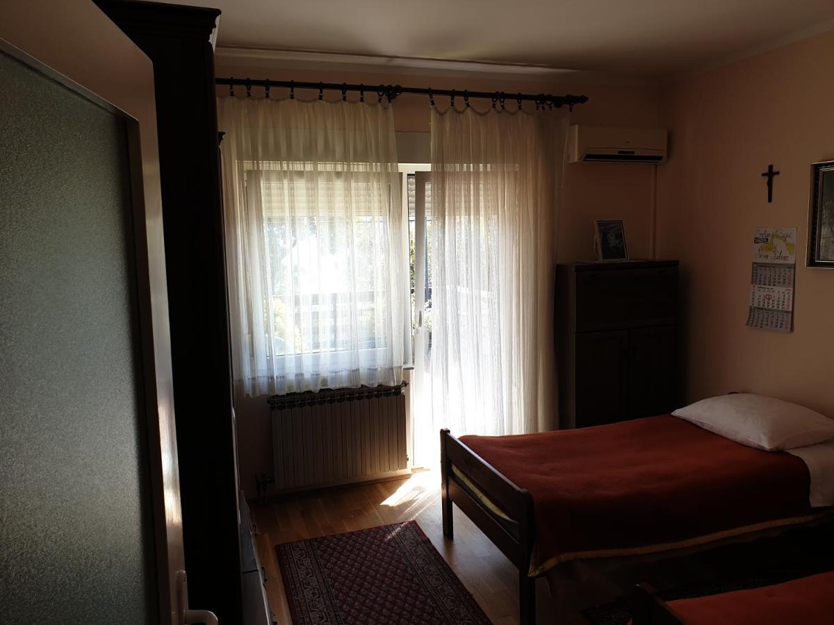 Pansion Pernjak Rijeka Buitenkant foto